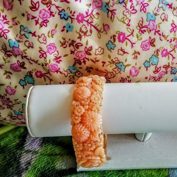 Vintage Peachy Pink Floral Celluloid Bangle Lovely - Picture 5 of 9